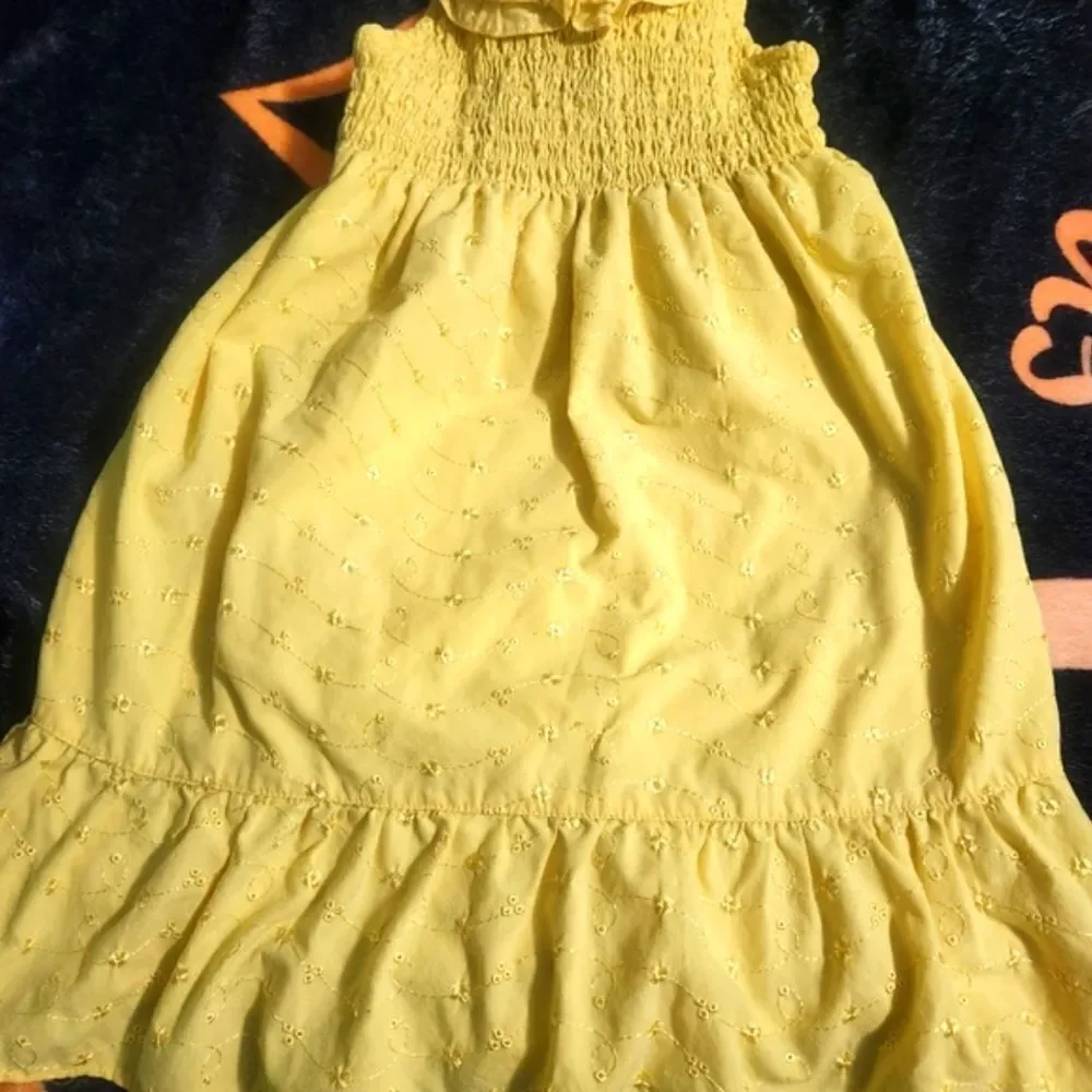 Girl's 5 Years Yellow Blue Lot od 3 Pieces  2 Dresses & Overall